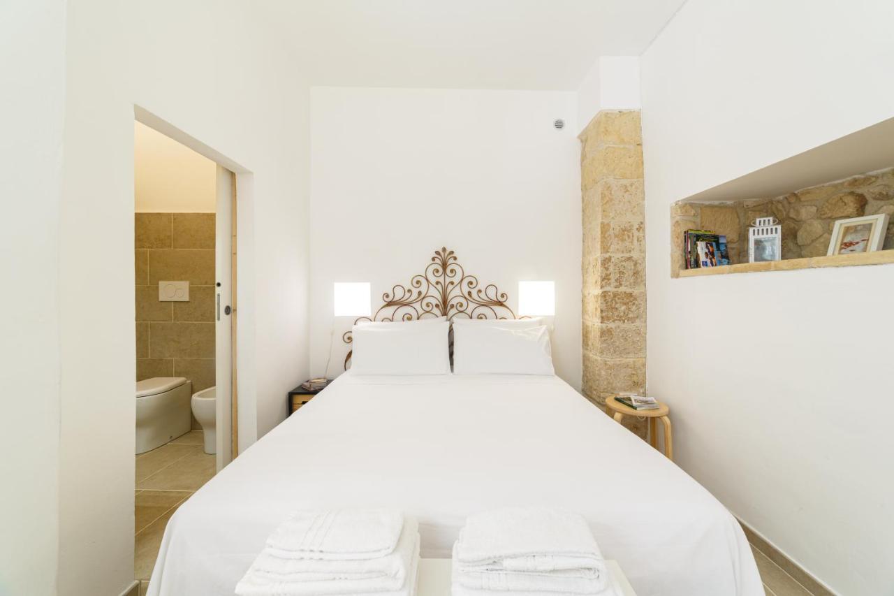 Apartment Don Giuliano Centro Lecce Bagian luar foto